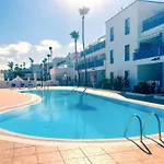 Bellissima With Pool And Wi-fi, 200m From The Sea In Appartamento Puerto del Carmen (Lanzarote)